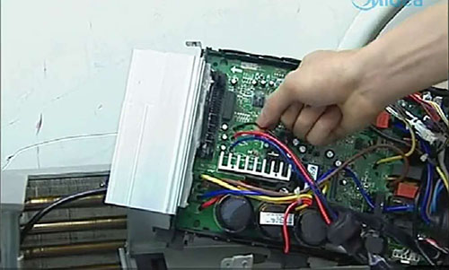 秭归美的空调电话是多少